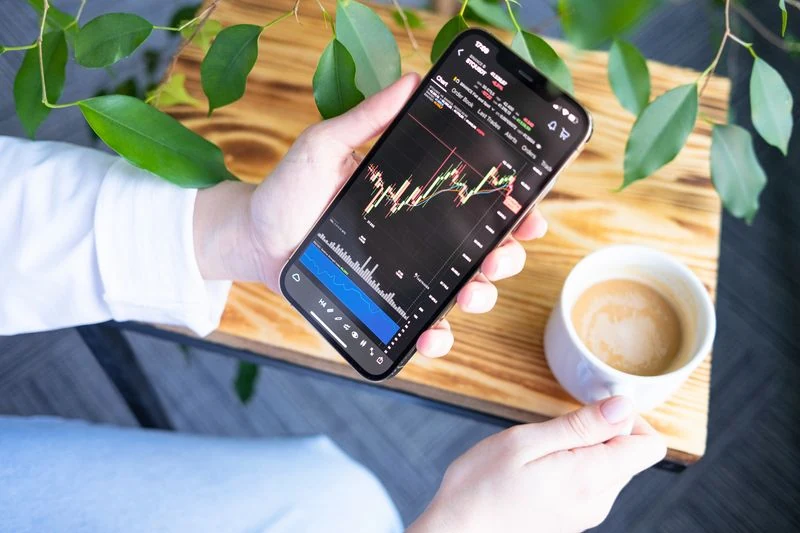 DCA (Dollar Cost Averaging)