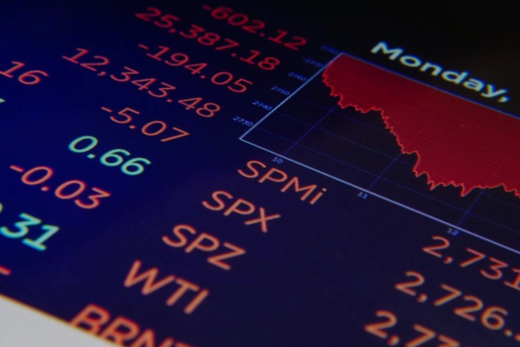 ETF ou actions : quel est le moins risqué